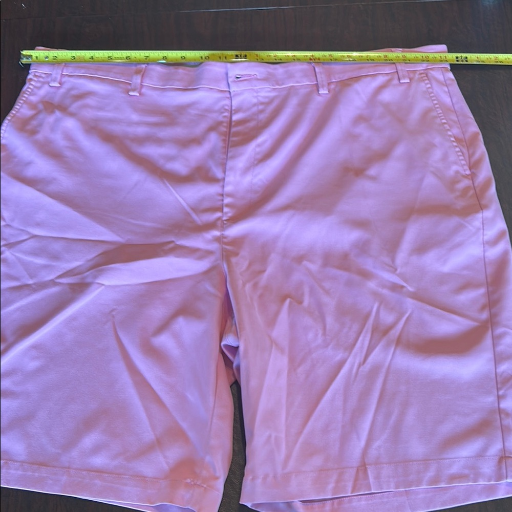 Callaway Light Pink Men's Golf Shorts